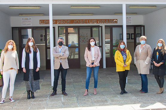 Foto de familia directivos Emahsa e Instituto FP